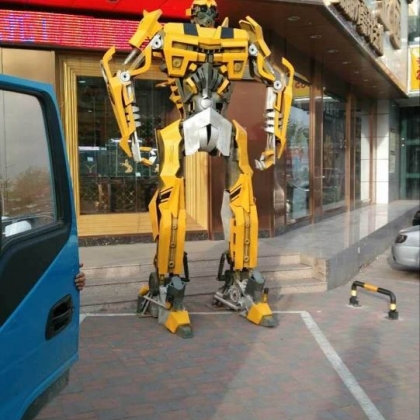 001智能科技 廣告機(jī)器人  機(jī)器人模型