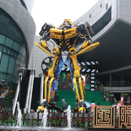 示迎賓機(jī)器人租賃定制出售廣州金屬誘惑智能藝術(shù)機(jī)器人廠家餐廳KTV擺設(shè)高約7米