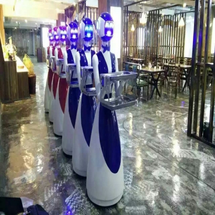 火鍋店餐廳智能送餐傳菜送菜端菜迎賓保姆服務(wù)機器人傳菜機服務(wù)員