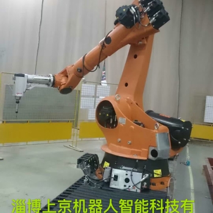 機(jī)器人第七軸