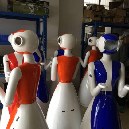 服務(wù)送餐機器人廠家定制，出租