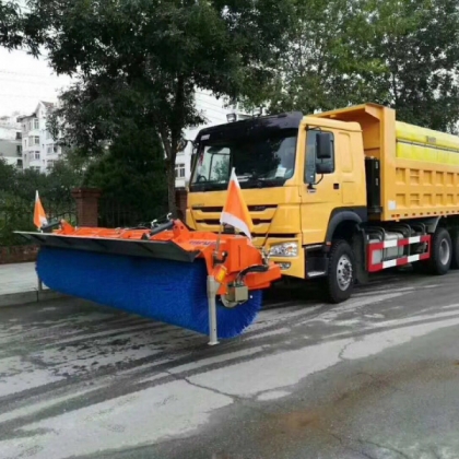 交通設(shè)備除雪設(shè)備道路養(yǎng)護