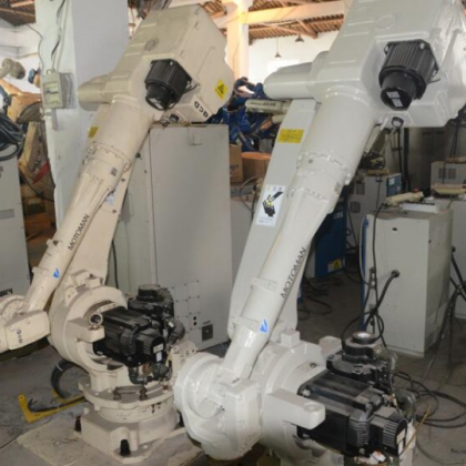 二手OTC焊接機器人A2-B4 AX21二手點焊機器人