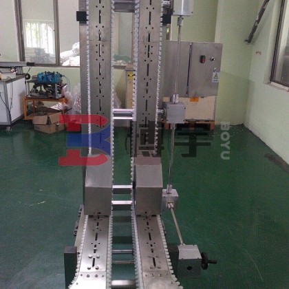 河南博宇?yuàn)A瓶輸送機(jī)-輸送機(jī)生產(chǎn)廠家