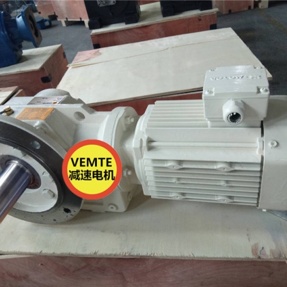 1.5KW交流減速電動機KF77YEJ112M4