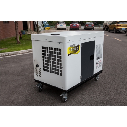 20KW三相靜音柴油發(fā)電機