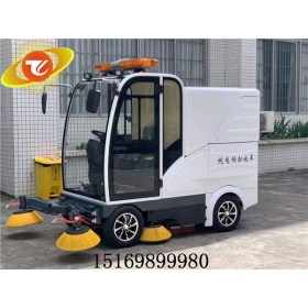 小型電動掃地車的類型及其參數(shù)