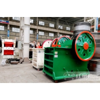 1215顎破每小時產(chǎn)量是多少噸？配多大電機？YD19
