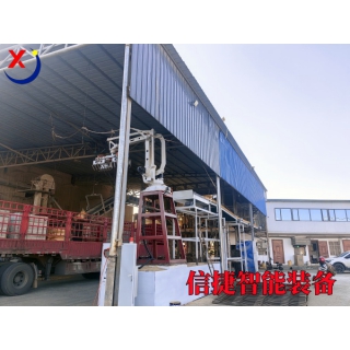 在現(xiàn)代農(nóng)業(yè)糧貿(mào)行業(yè)中，全自動(dòng)裝車機(jī)麩皮小麥裝車碼垛應(yīng)用